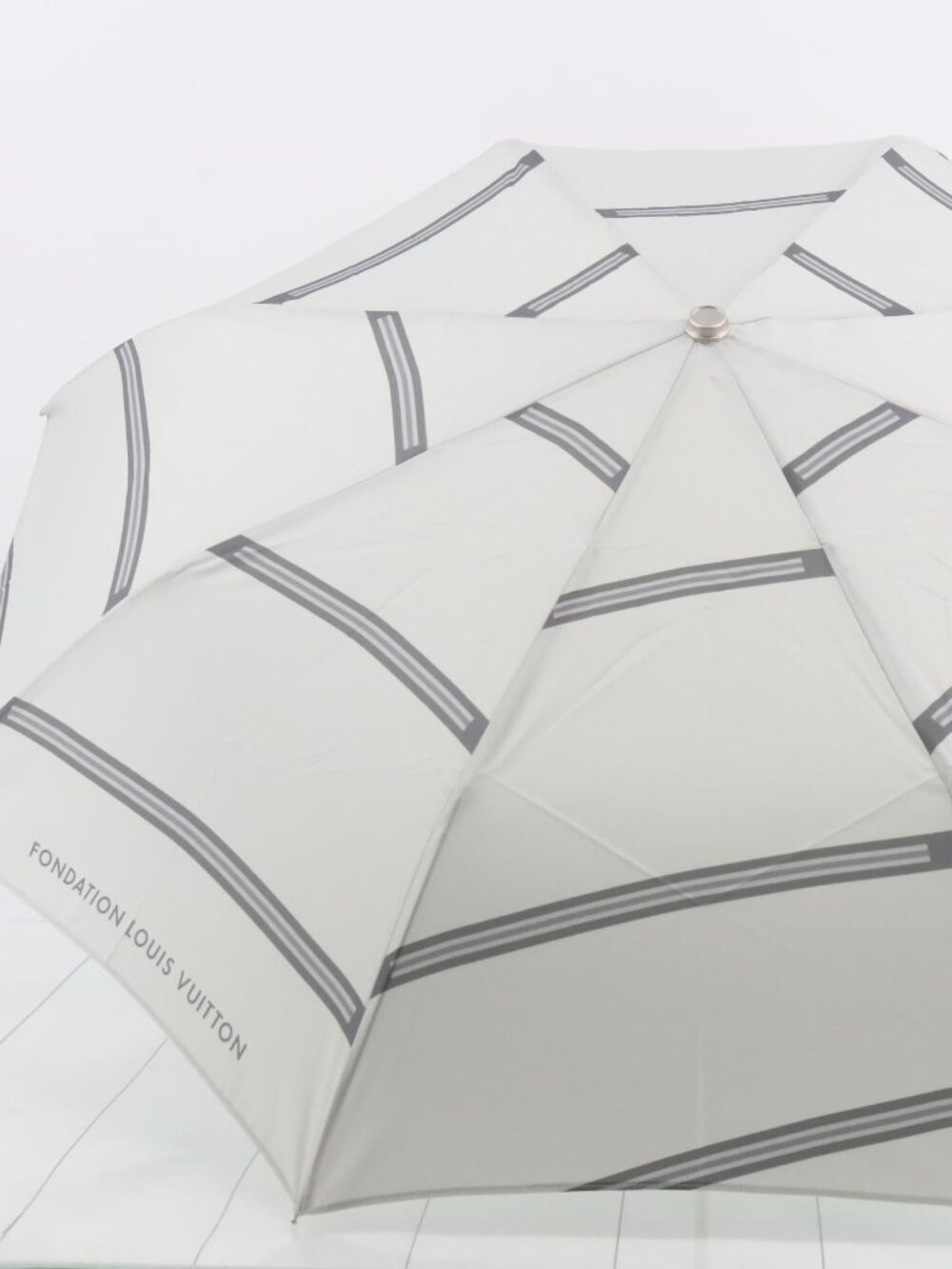 Fondation Louis Vuitton Umbrella